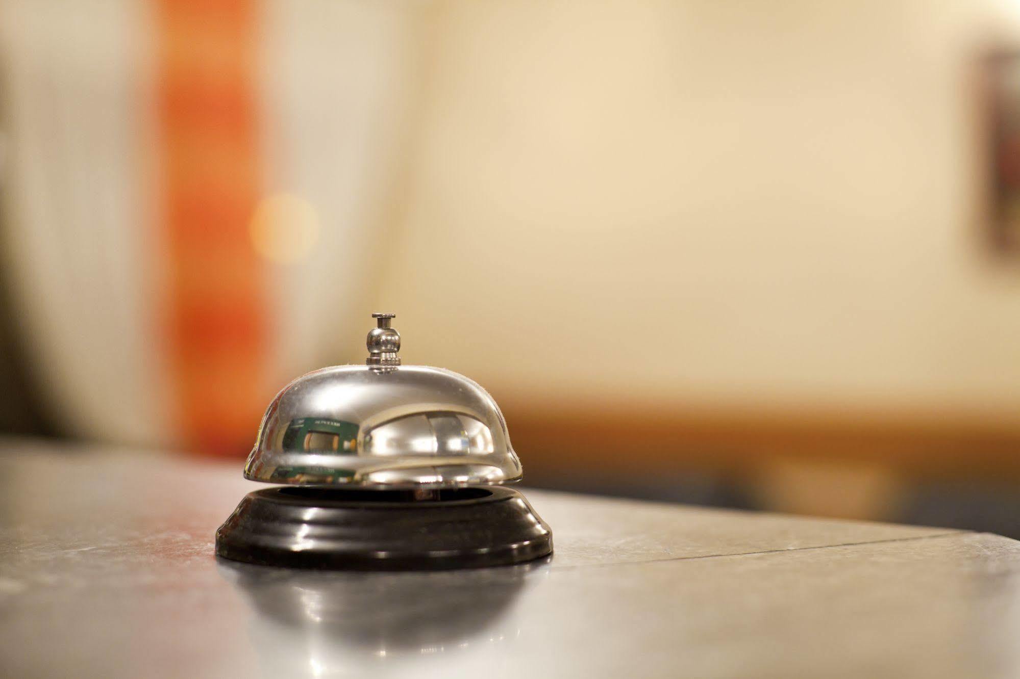 Halo Hotel